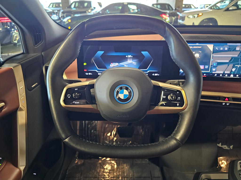 Thumbnail: 2024 BMW iX - 8