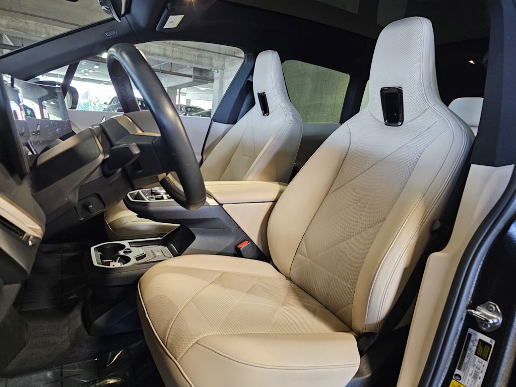 Thumbnail: 2024 BMW iX - 9