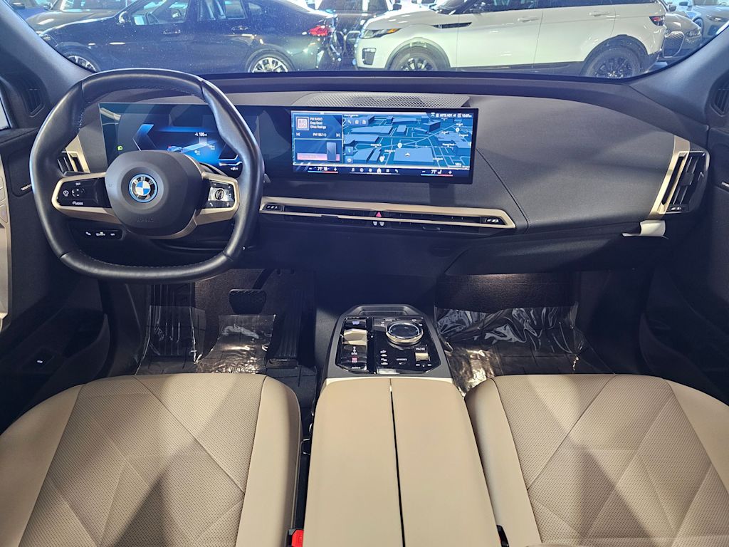 Thumbnail: 2024 BMW iX - 8