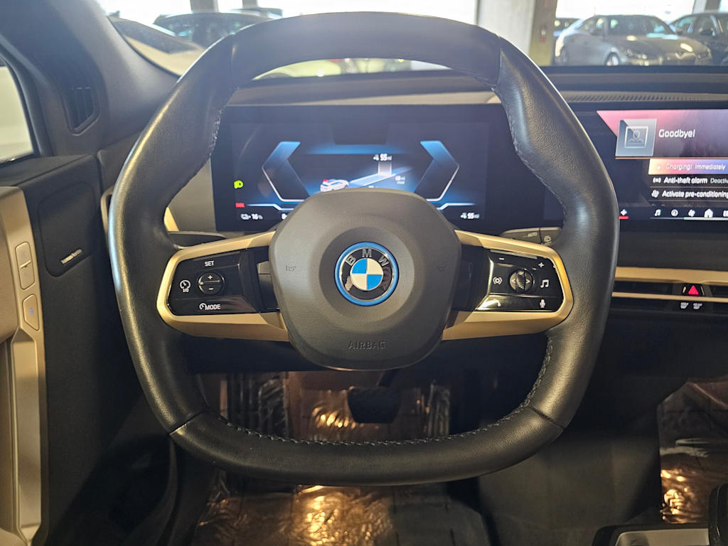 Thumbnail: 2024 BMW iX - 13