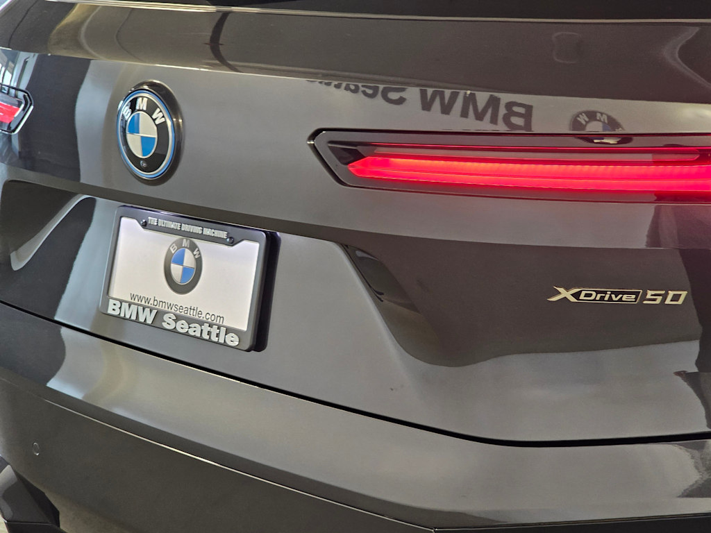 Thumbnail: 2024 BMW iX - 20
