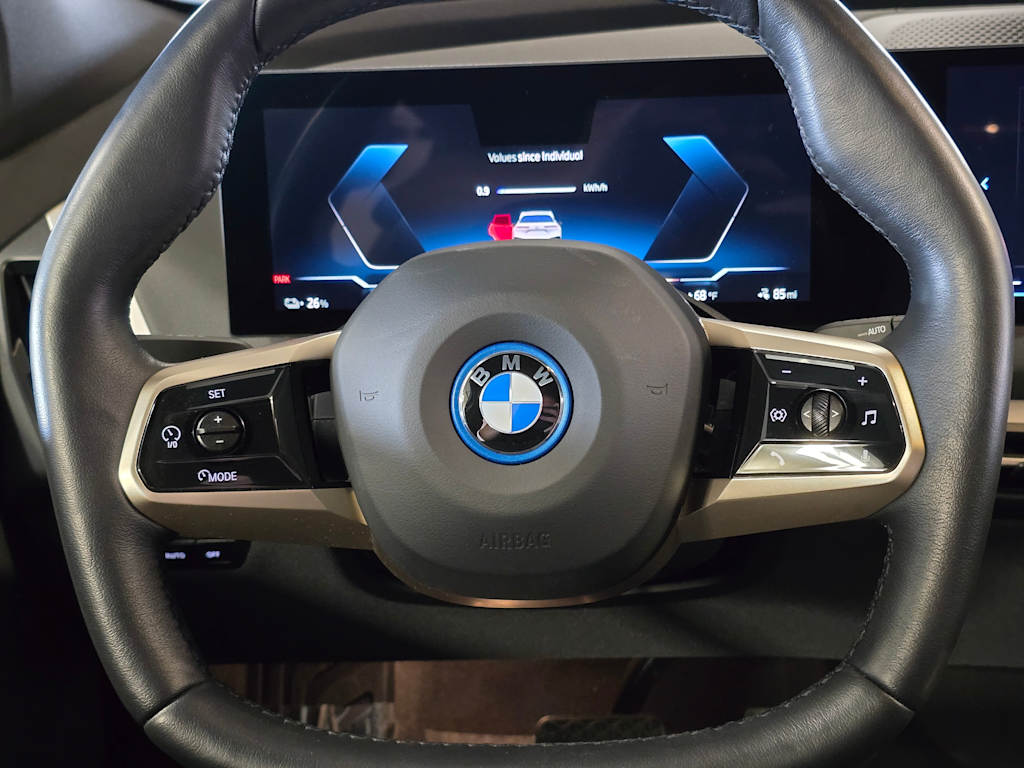 Thumbnail: 2024 BMW iX - 20