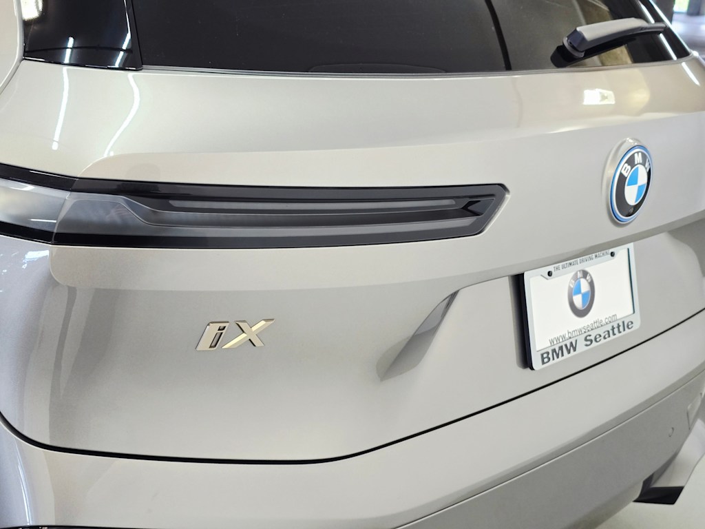 Thumbnail: 2024 BMW iX - 20