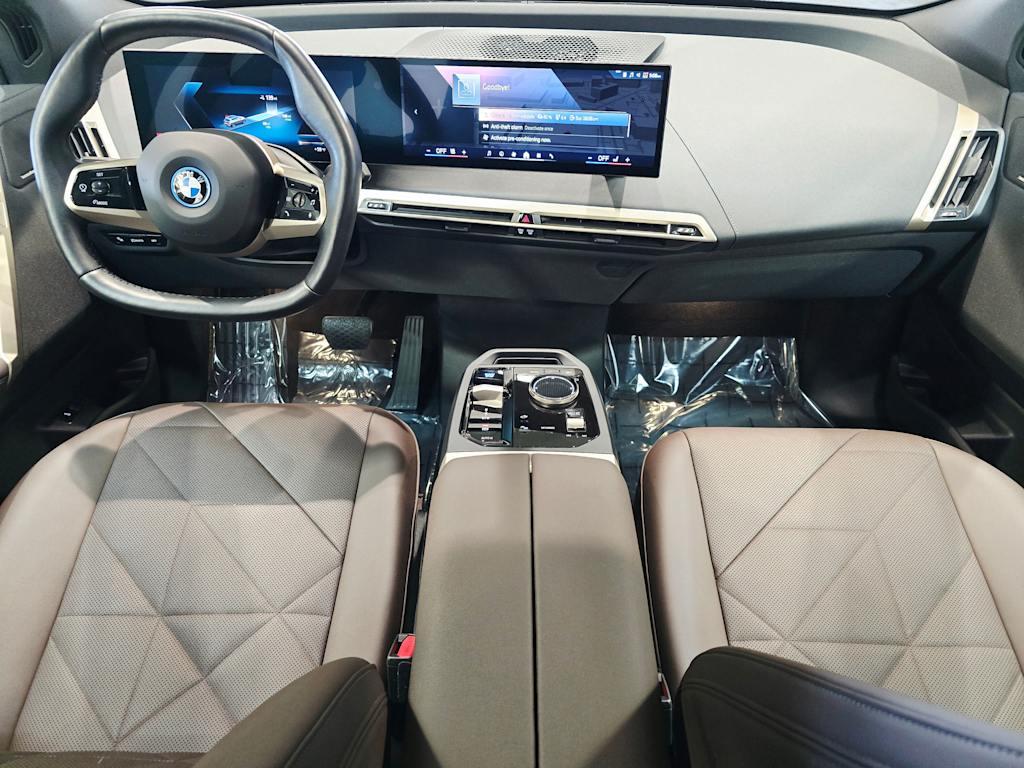 Thumbnail: 2024 BMW iX - 9