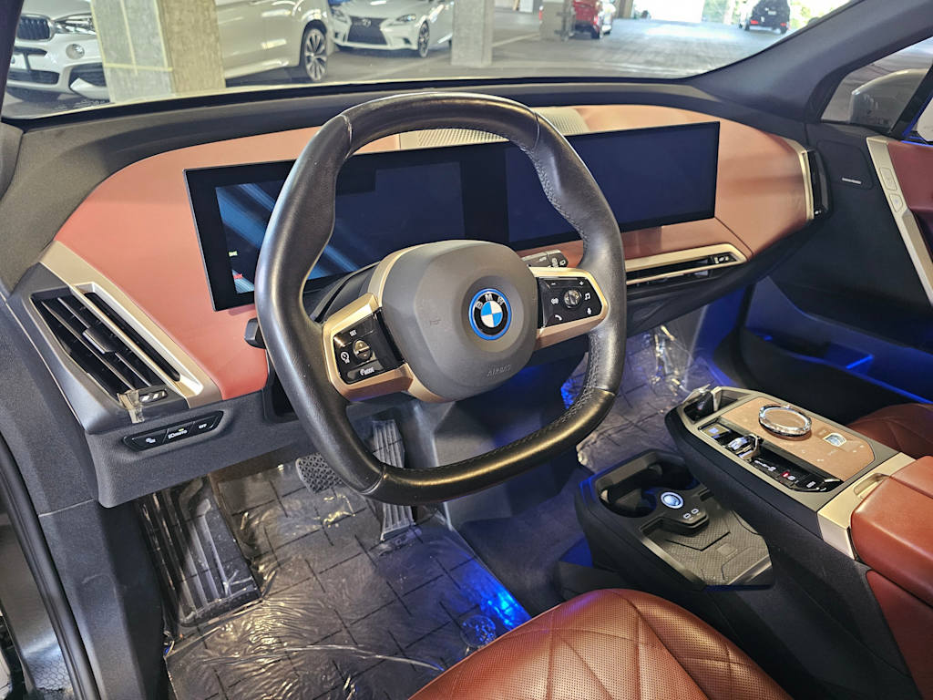 Thumbnail: 2024 BMW iX - 2