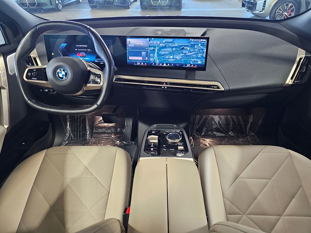 Thumbnail: 2024 BMW iX - 8