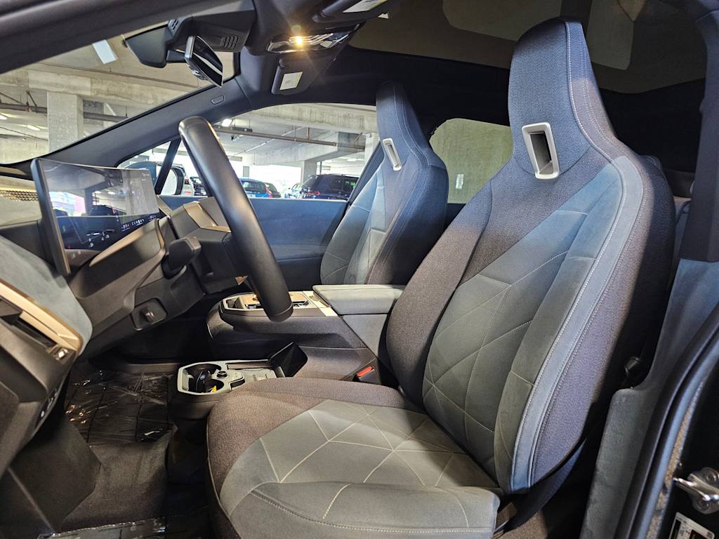 Thumbnail: 2024 BMW iX - 9