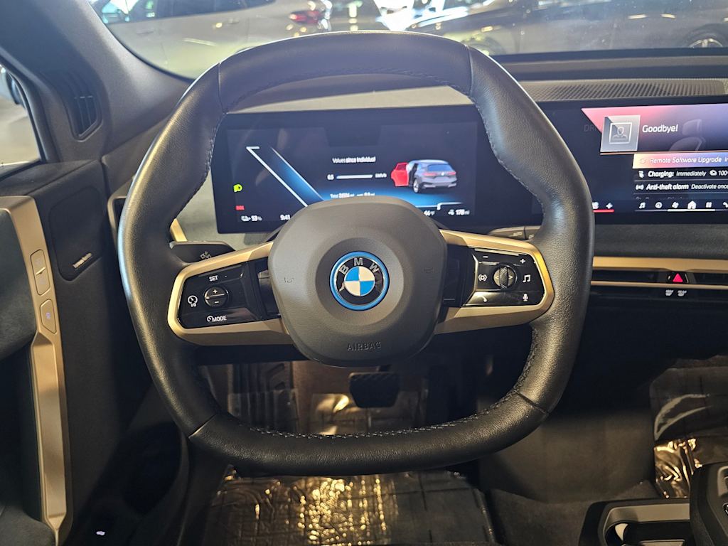 Thumbnail: 2024 BMW iX - 12