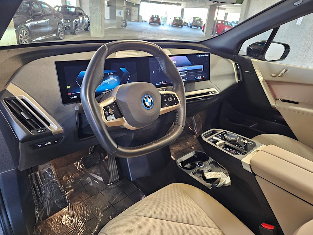 Thumbnail: 2024 BMW iX - 2