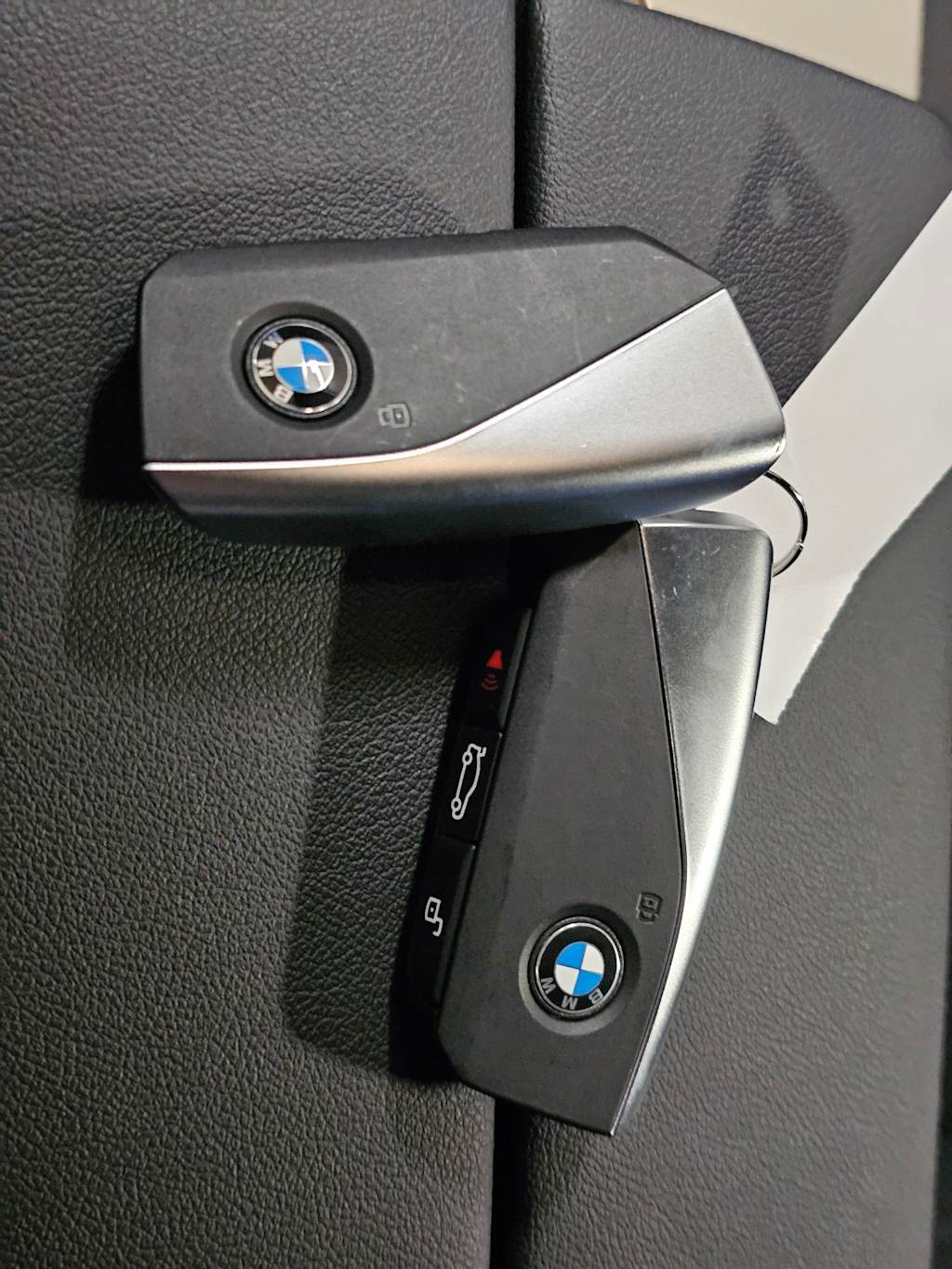 Thumbnail: 2024 BMW iX - 34
