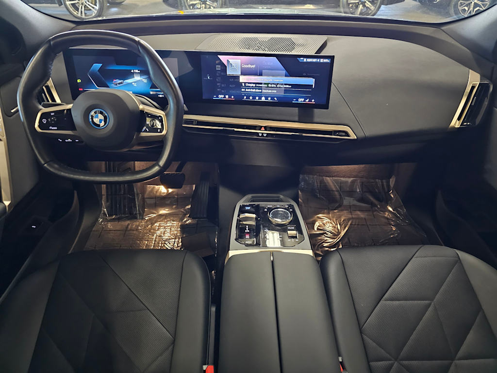 Thumbnail: 2024 BMW iX - 8