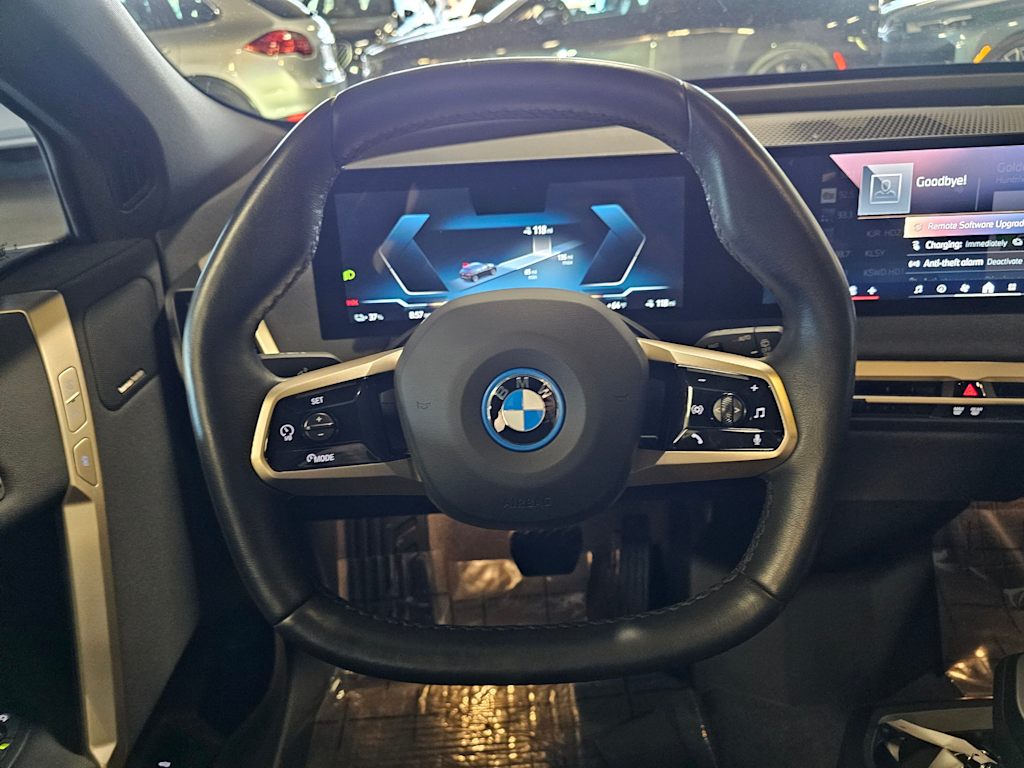 Thumbnail: 2024 BMW iX - 12