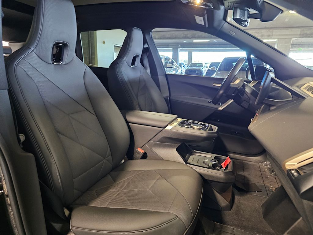 Thumbnail: 2024 BMW iX - 32