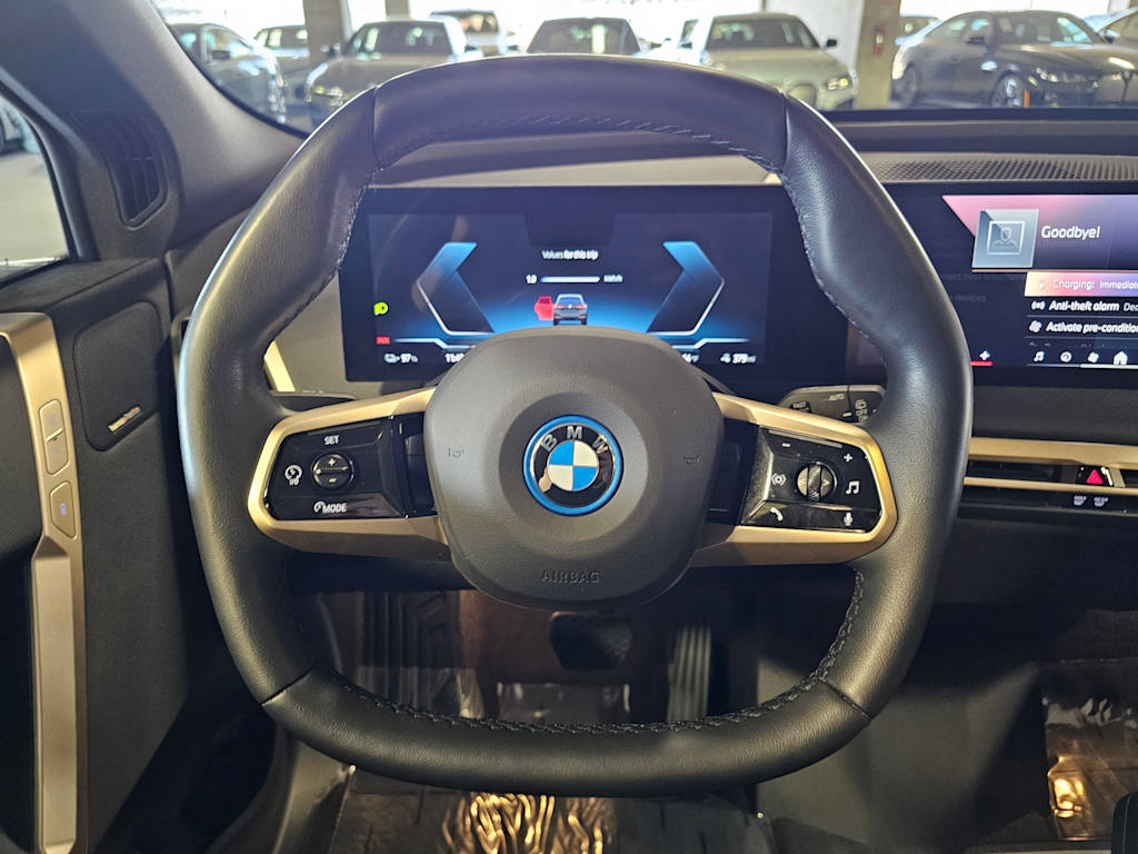 Thumbnail: 2024 BMW iX - 13