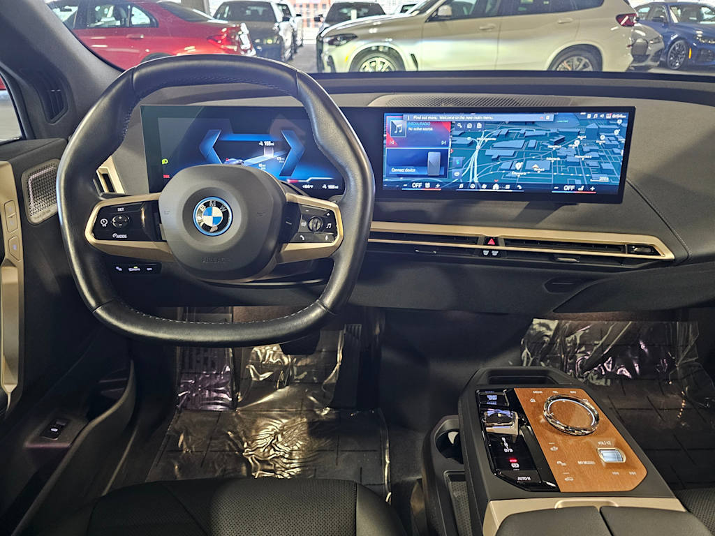 Thumbnail: 2024 BMW iX - 8