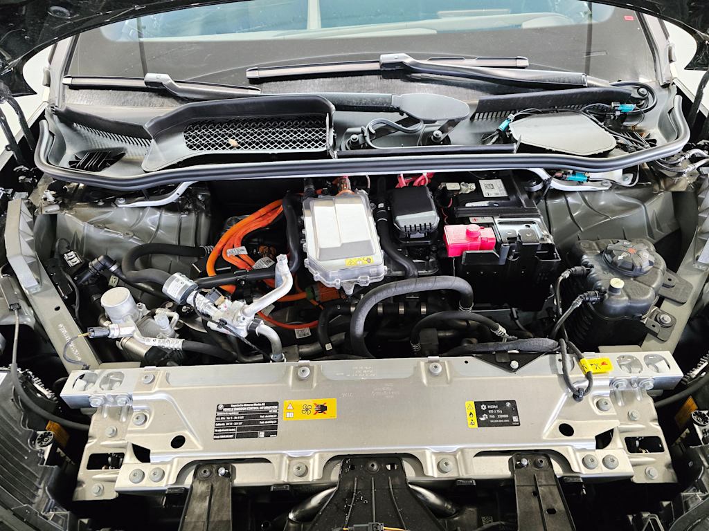 Thumbnail: 2025 BMW iX - 8