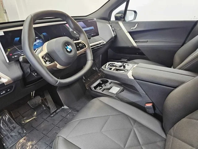 Thumbnail: 2026 BMW iX - 2