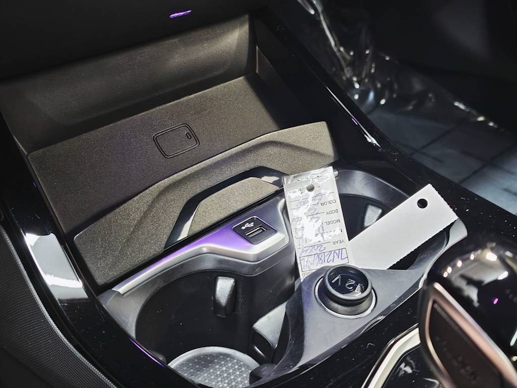 Thumbnail: 2024 BMW 2 Series - 24