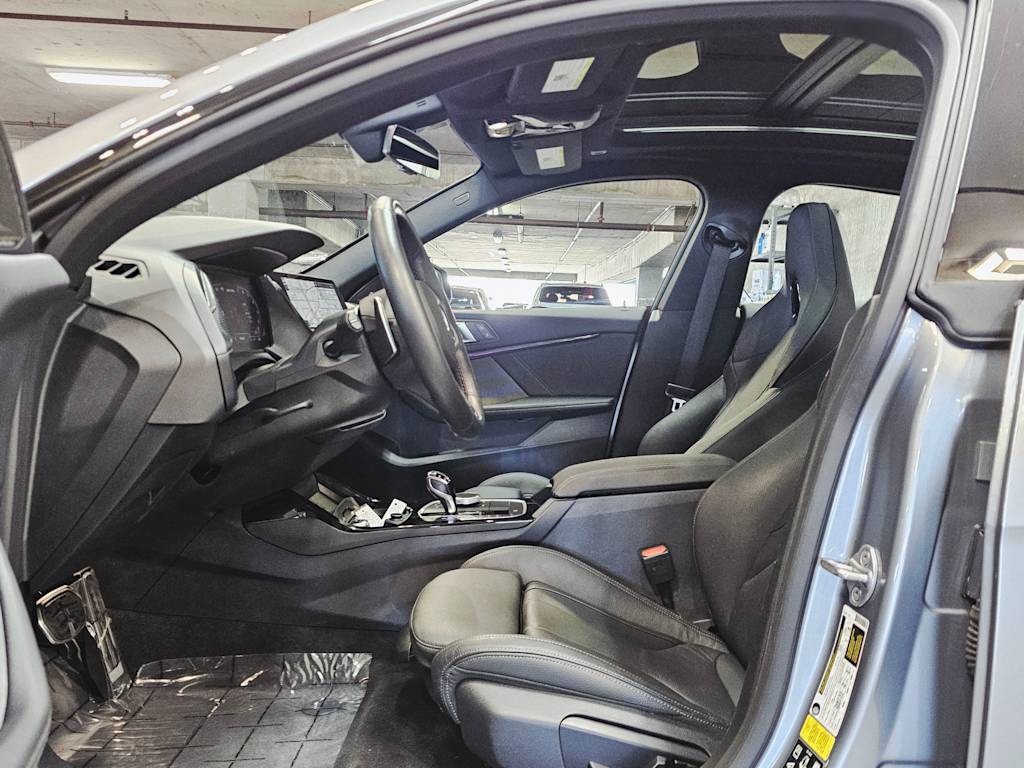 Thumbnail: 2024 BMW 2 Series - 11