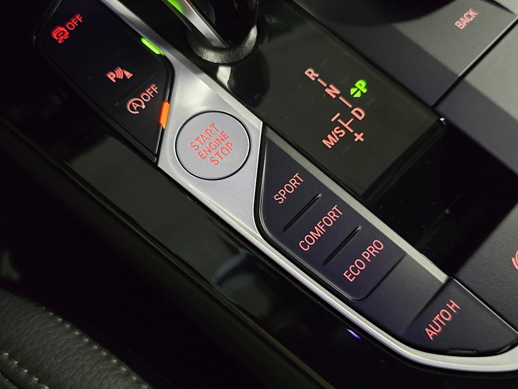 Thumbnail: 2024 BMW 2 Series - 17