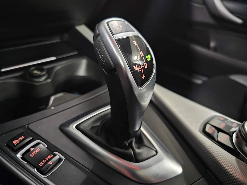 Thumbnail: 2015 BMW 2 Series - 32