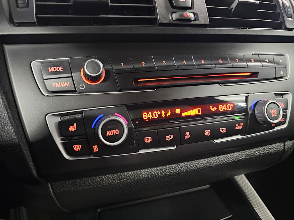 Thumbnail: 2015 BMW 2 Series - 26