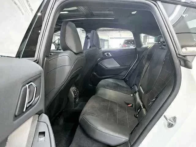 Thumbnail: 2025 BMW 2 Series - 12