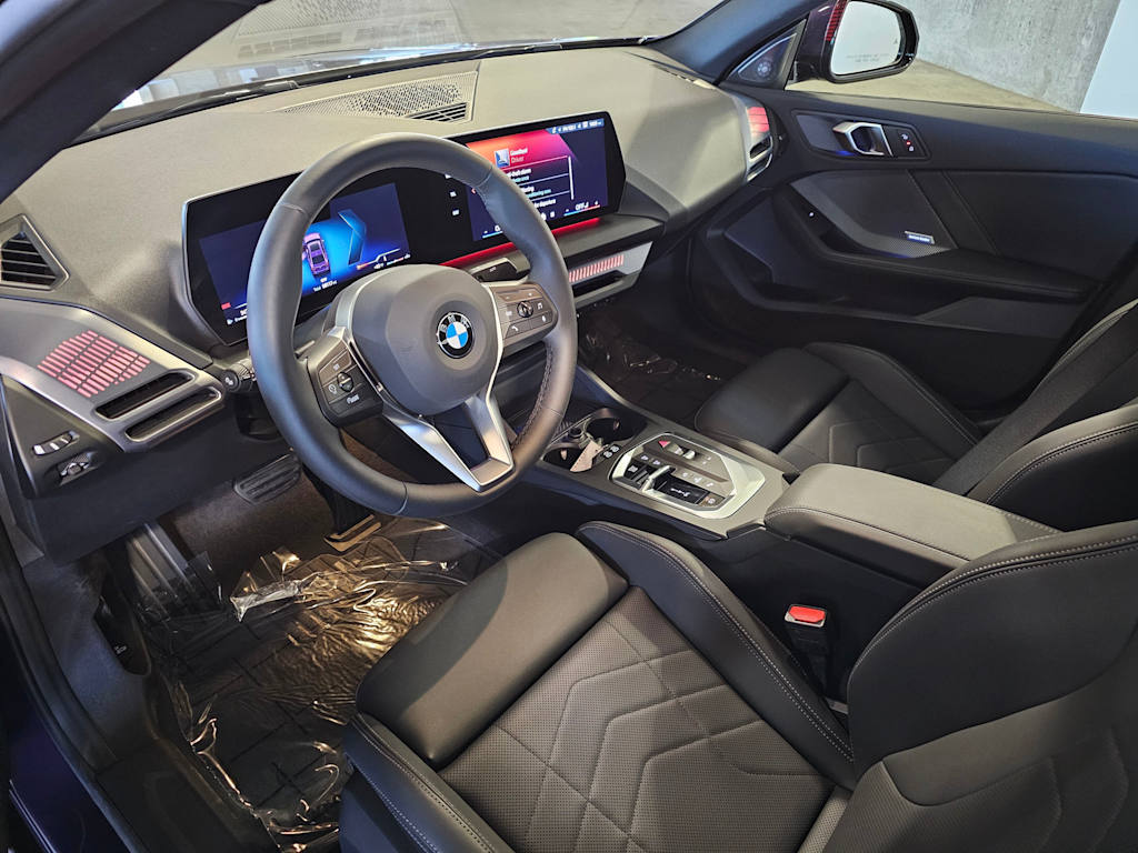 Thumbnail: 2025 BMW 2 Series - 2