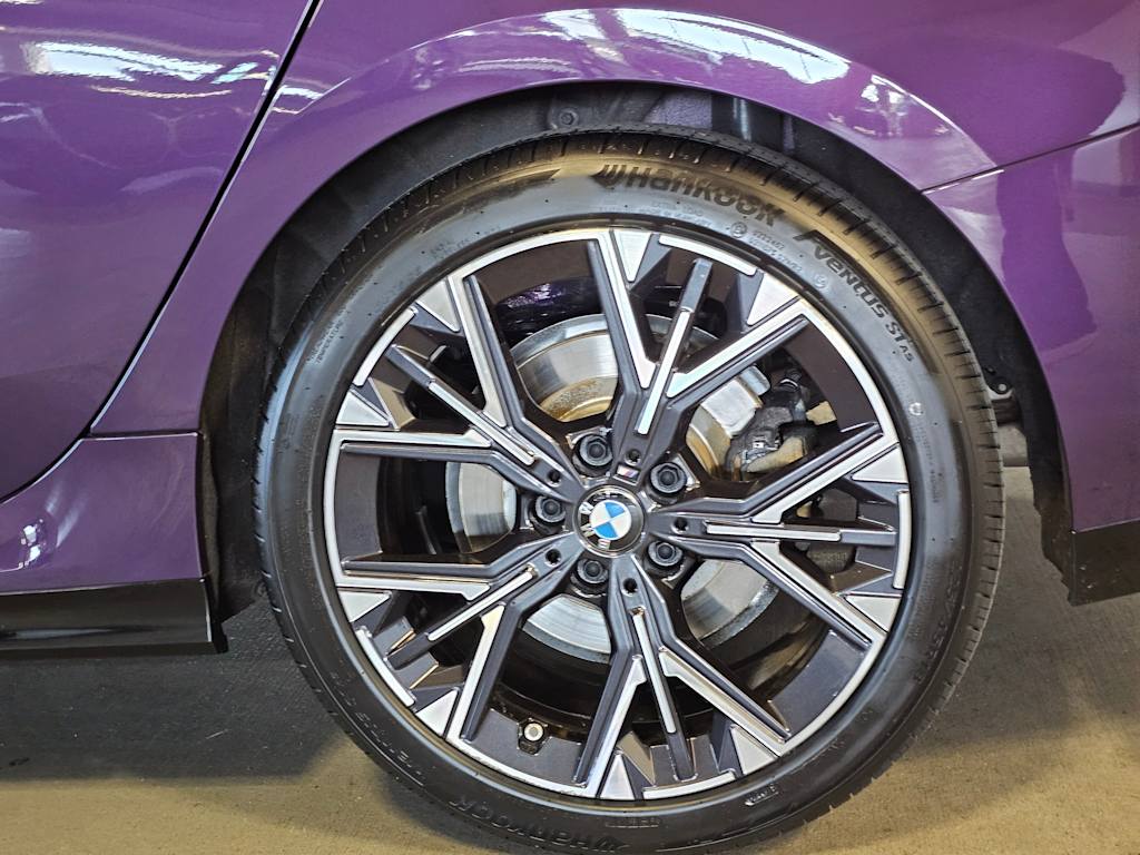Thumbnail: 2025 BMW 2 Series - 8
