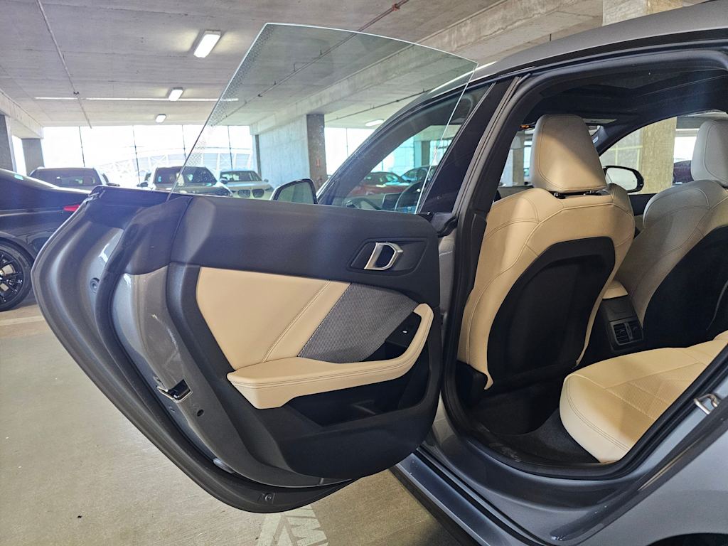 Thumbnail: 2025 BMW 2 Series - 31