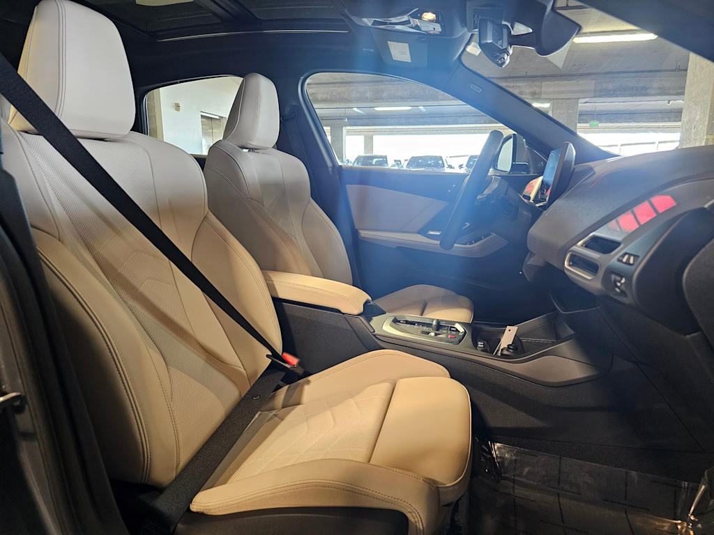 Thumbnail: 2025 BMW 2 Series - 35
