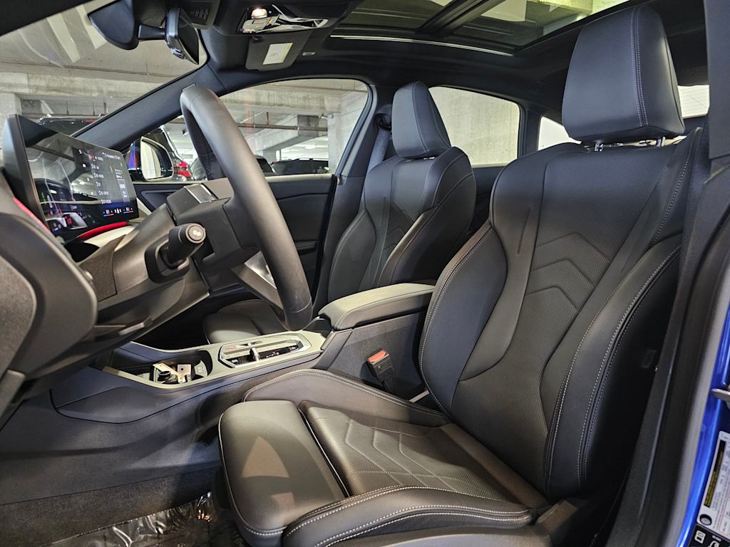 Thumbnail: 2025 BMW 2 Series - 11