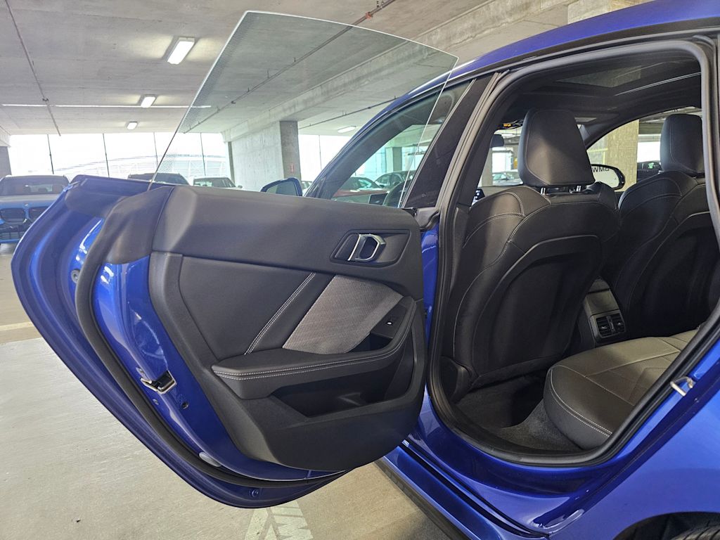 Thumbnail: 2025 BMW 2 Series - 31