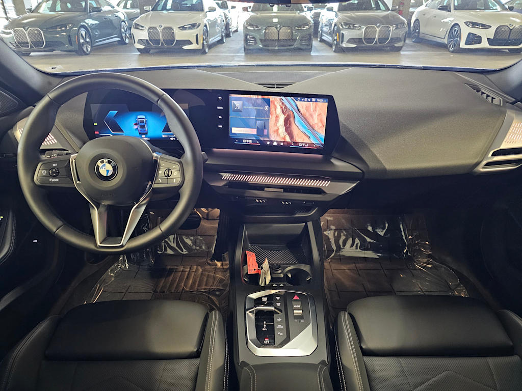 Thumbnail: 2025 BMW 2 Series - 9