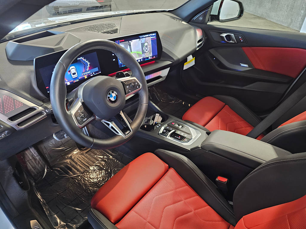 Thumbnail: 2025 BMW 2 Series - 2