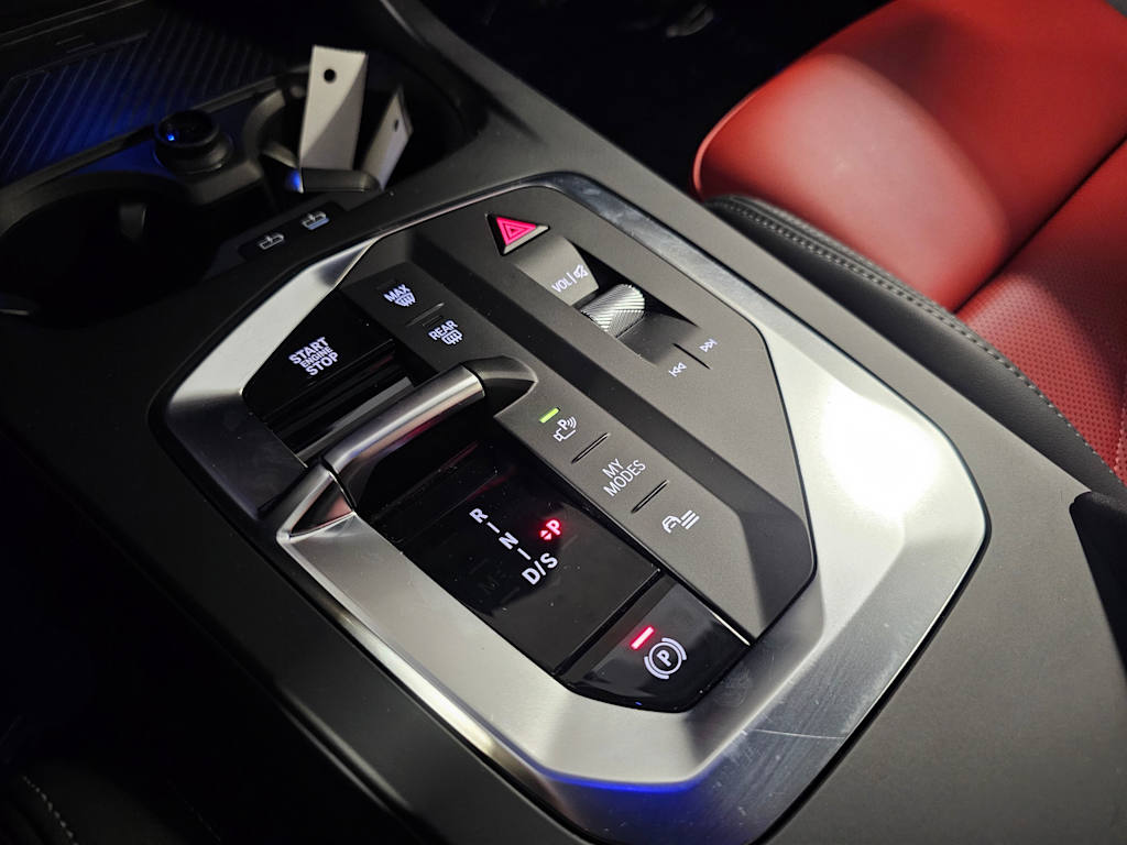 Thumbnail: 2025 BMW 2 Series - 16