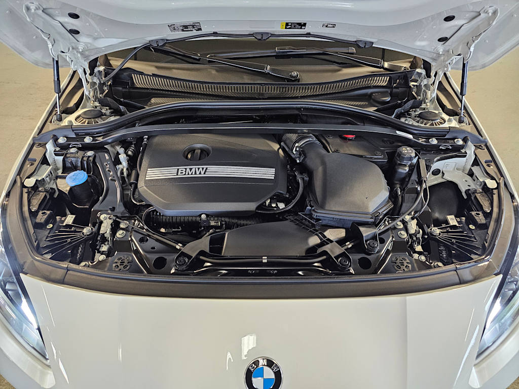 Thumbnail: 2025 BMW 2 Series - 8