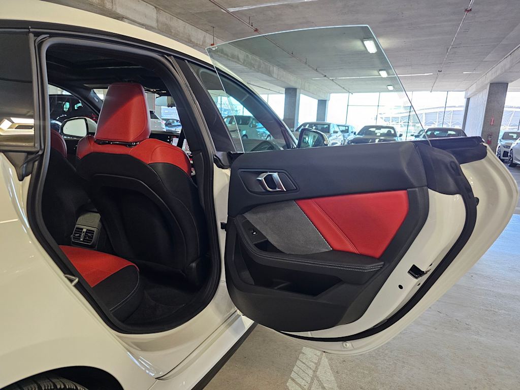 Thumbnail: 2025 BMW 2 Series - 38