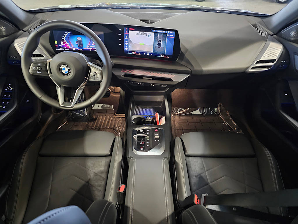 Thumbnail: 2025 BMW 2 Series - 10