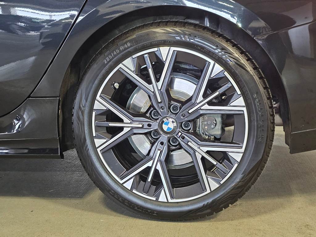Thumbnail: 2025 BMW 2 Series - 8