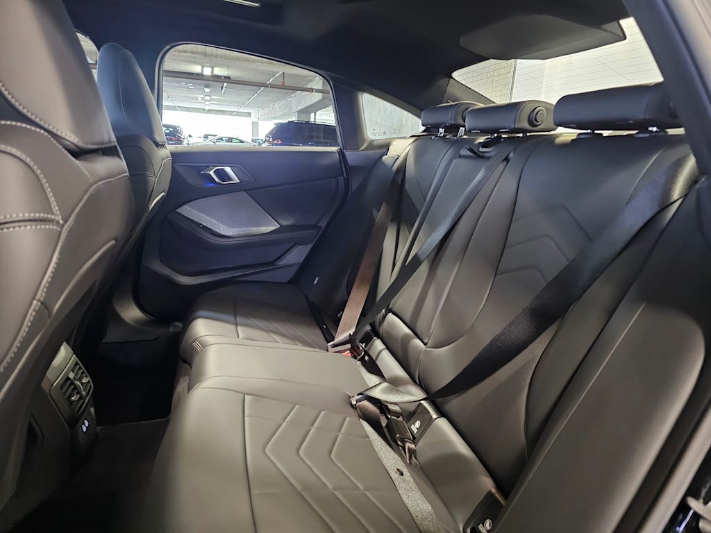 Thumbnail: 2025 BMW 2 Series - 12