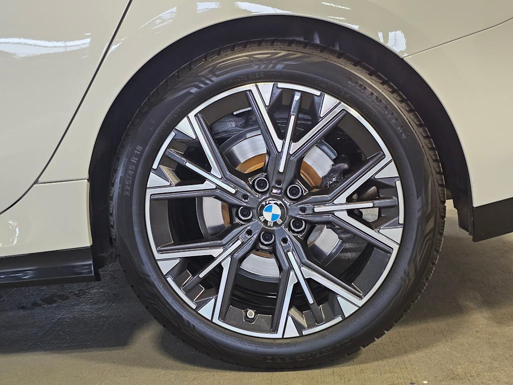 Thumbnail: 2025 BMW 2 Series - 8