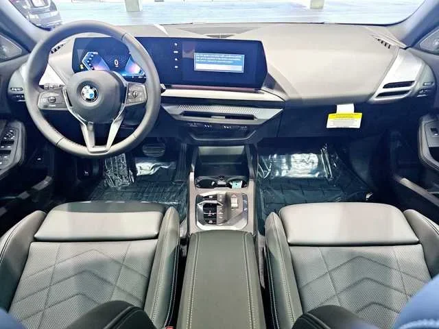 Thumbnail: 2025 BMW 2 Series - 10