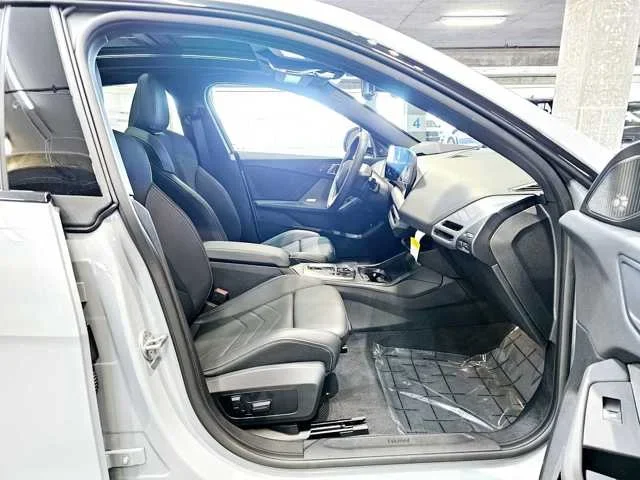 Thumbnail: 2025 BMW 2 Series - 12