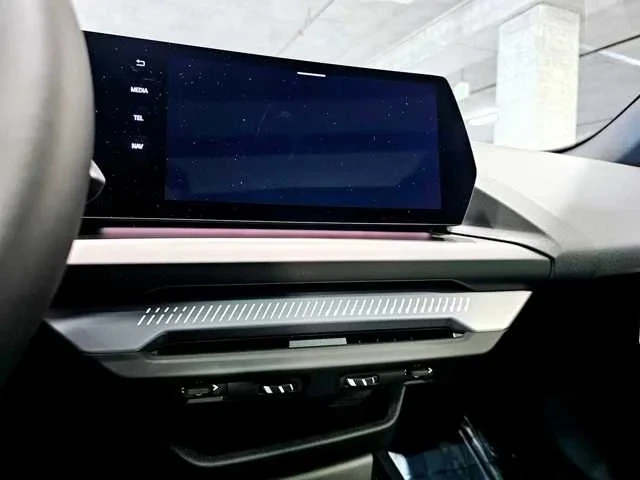 Thumbnail: 2025 BMW 2 Series - 23