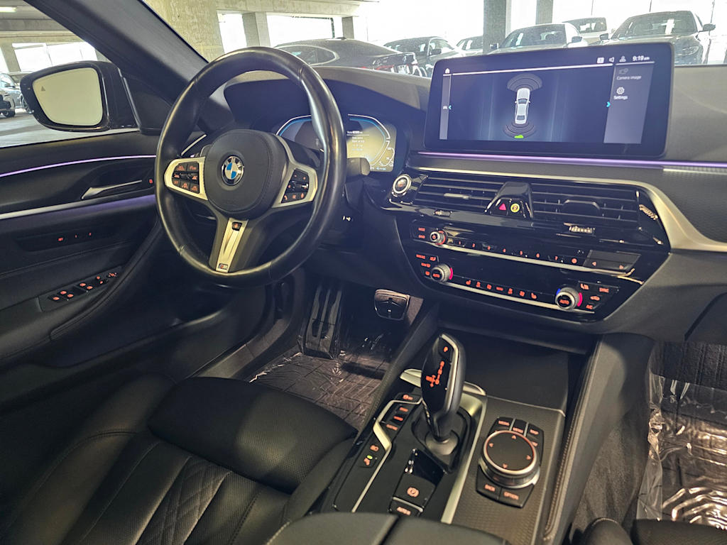 Thumbnail: 2021 BMW 5 Series - 14