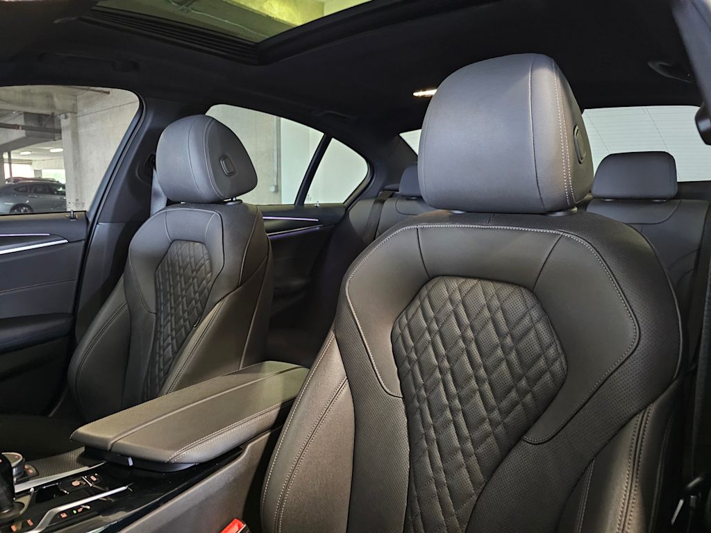 Thumbnail: 2021 BMW 5 Series - 11