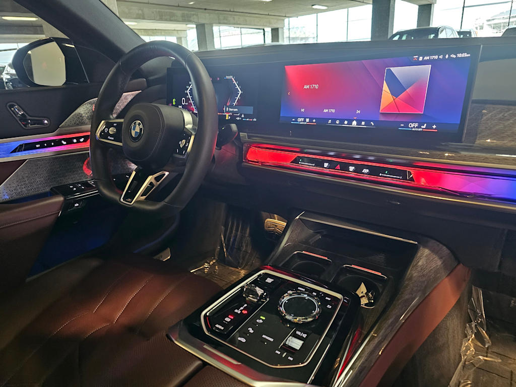 Thumbnail: 2025 BMW 7 Series - 15