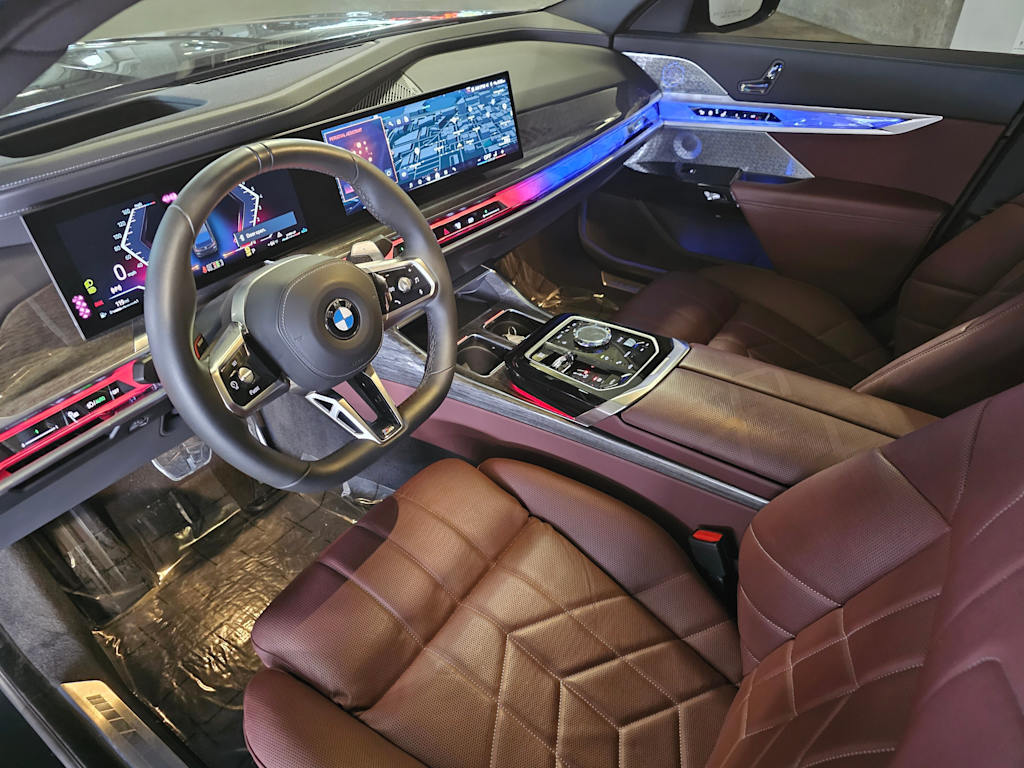 Thumbnail: 2025 BMW 7 Series - 2