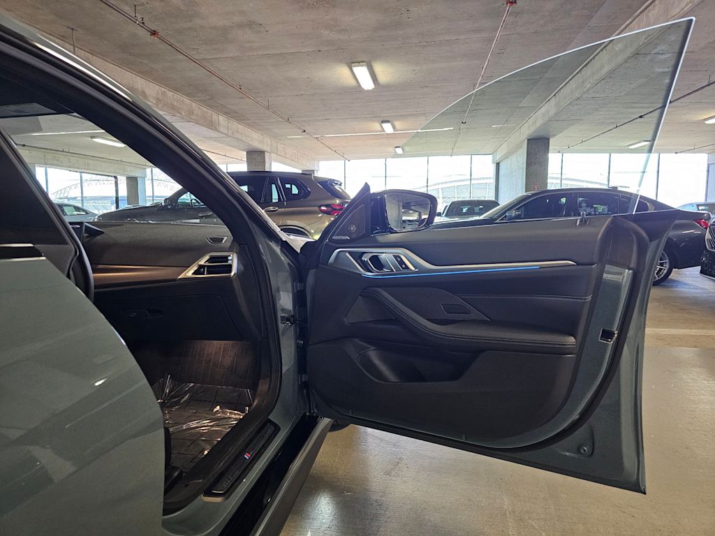 Thumbnail: 2025 BMW 4 Series - 31